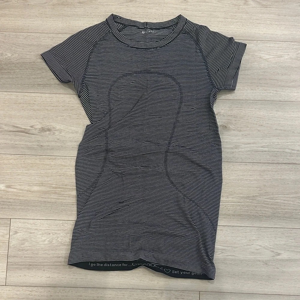 lululemon Swiftly Tech  Black and White Striped Short Sleeve Tee - Picture 2 of 3